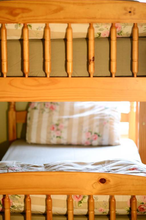 Finnegans Hostel And B&B Accommodation Трали Экстерьер фото
